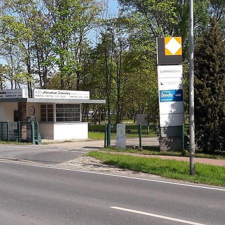 Amarillo Hotel Velten Eksteriør bilde